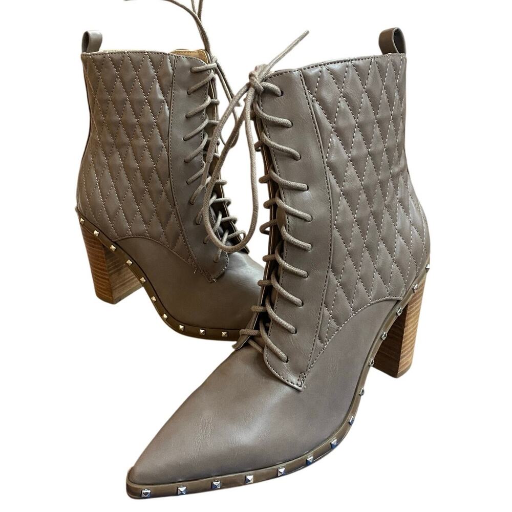Charles David Women's Fashion Boots 7.5 Taupe Lace Up Point Toe NEW Block Heel